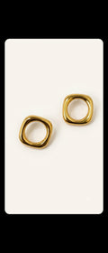Wavy Square Stud Earrings – Hooré